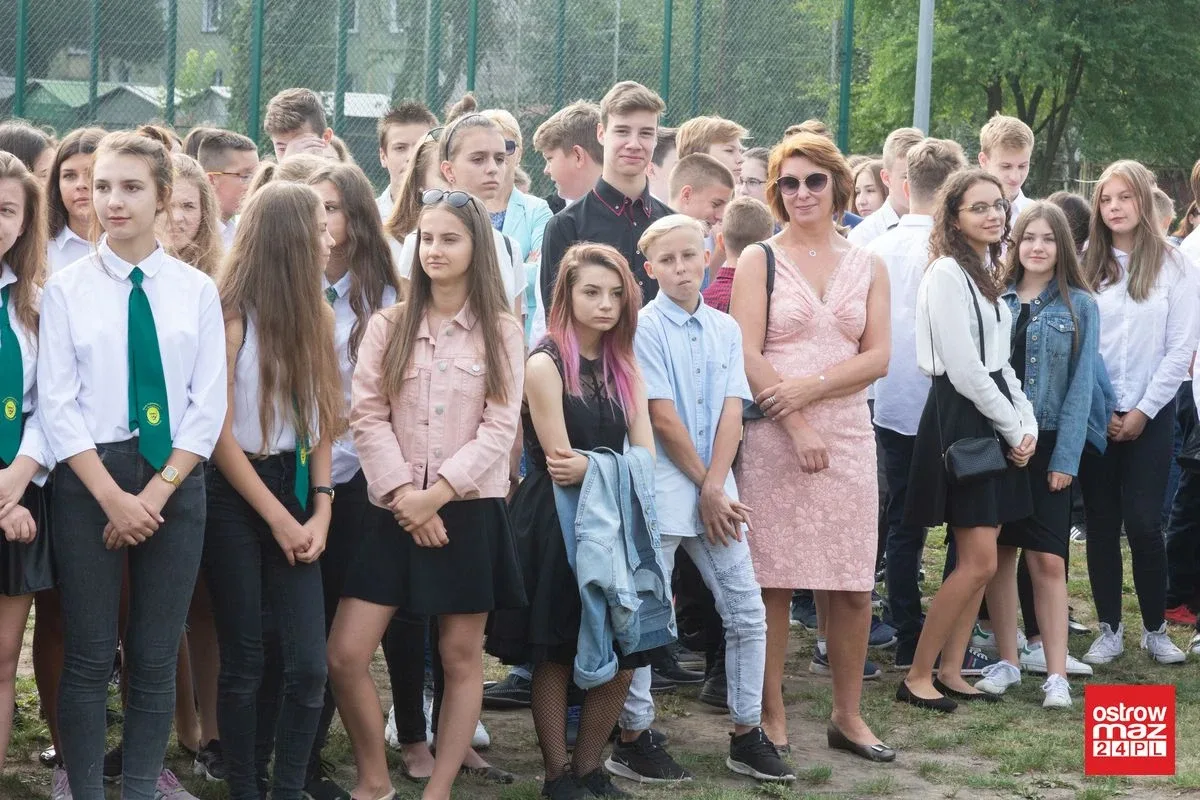"Trójka" powitała nowy rok szkolny (zdjęcia)