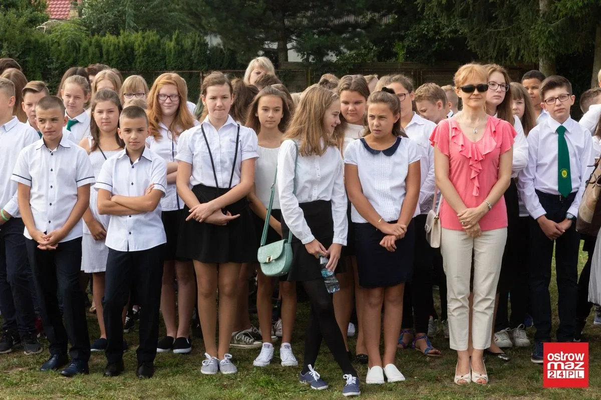 "Trójka" powitała nowy rok szkolny (zdjęcia)