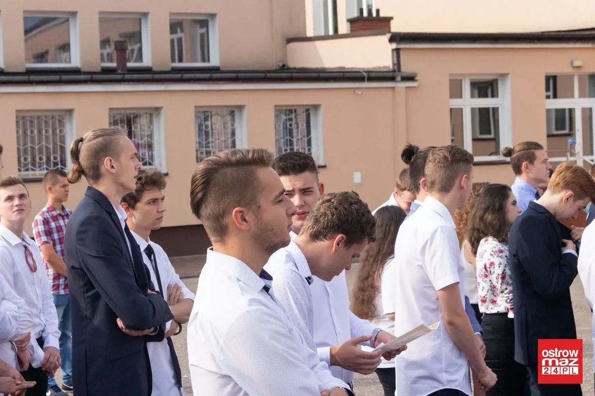 "Ekonomik" rozpoczął naukę w nowym roku szkolnym (zdjęcia)