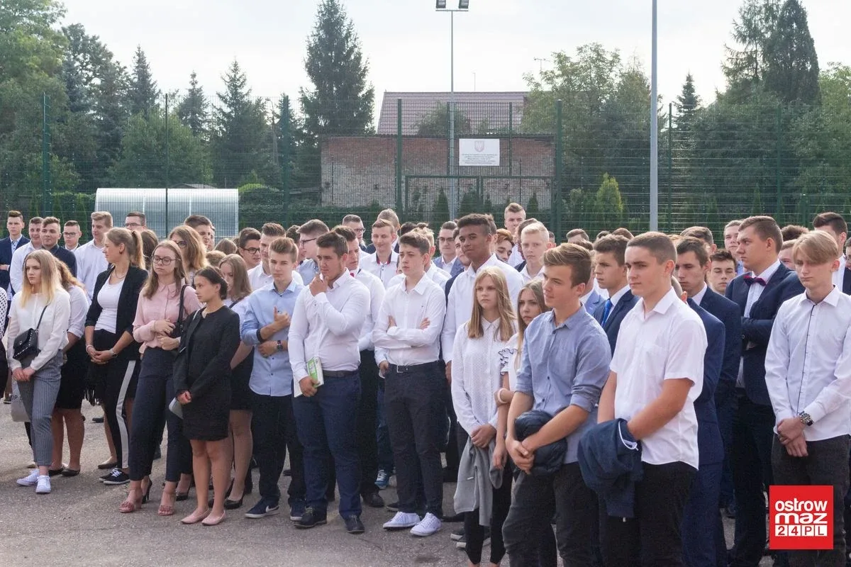 "Ekonomik" rozpoczął naukę w nowym roku szkolnym (zdjęcia)
