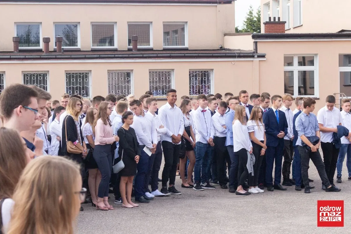 "Ekonomik" rozpoczął naukę w nowym roku szkolnym (zdjęcia)