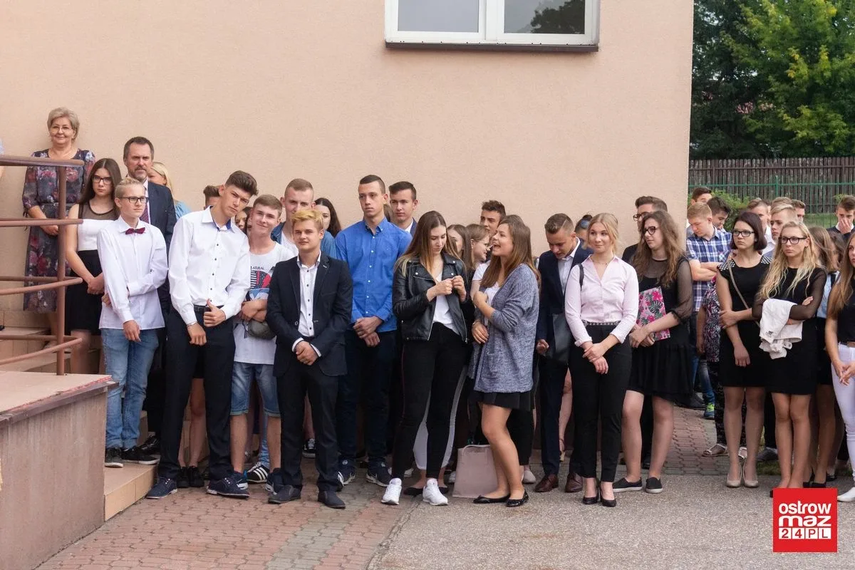 "Ekonomik" rozpoczął naukę w nowym roku szkolnym (zdjęcia)