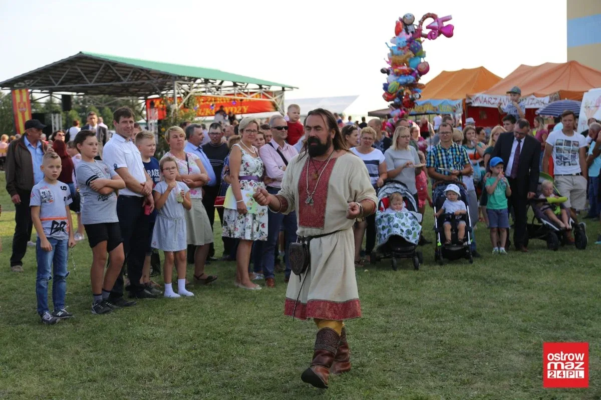 Moc atrakcji i zabawy na Jarmarkach Czerwińskich (zdjęcia, wideo)