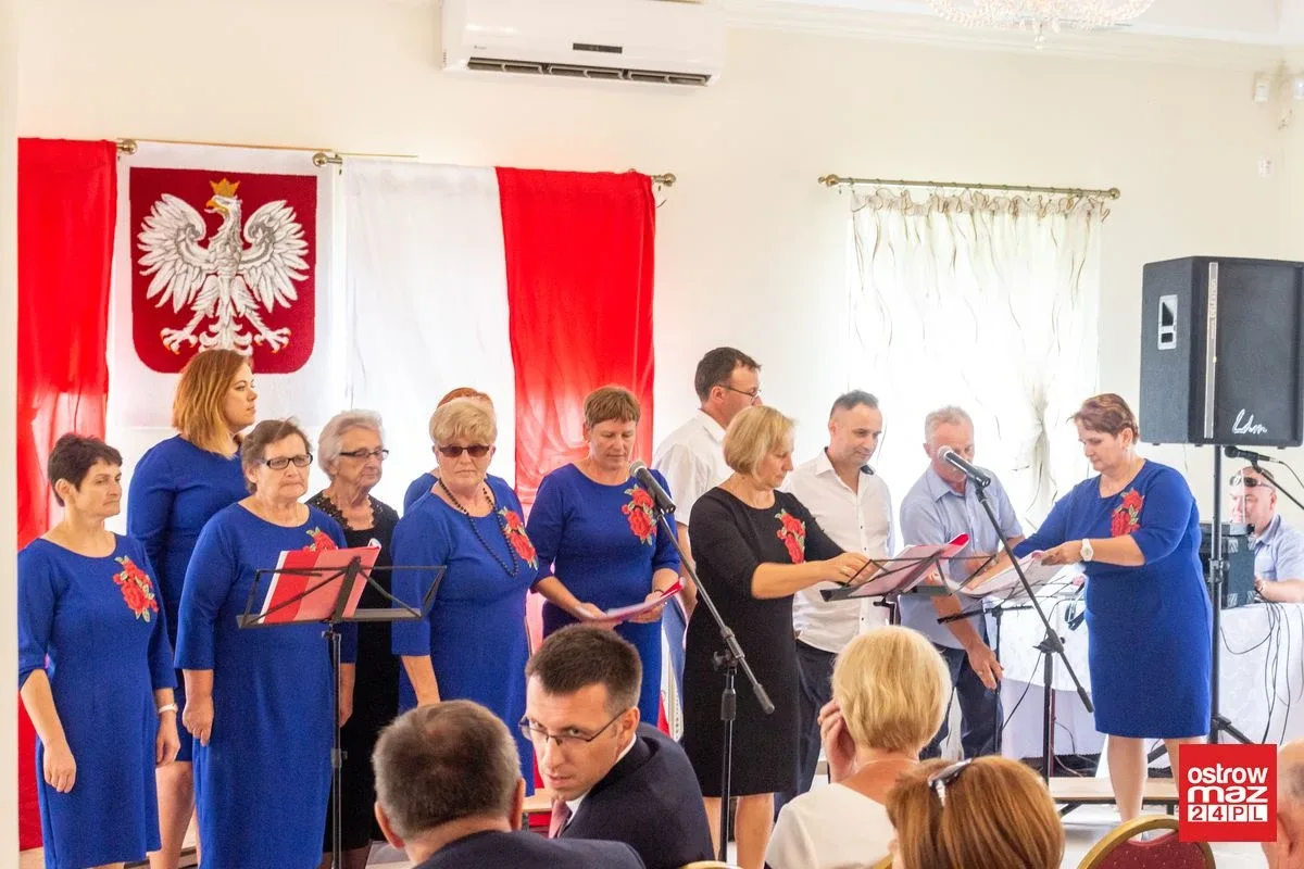 Koncert pieśni patriotycznych w Zarębach Kościelnych (zdjęcia, wideo)