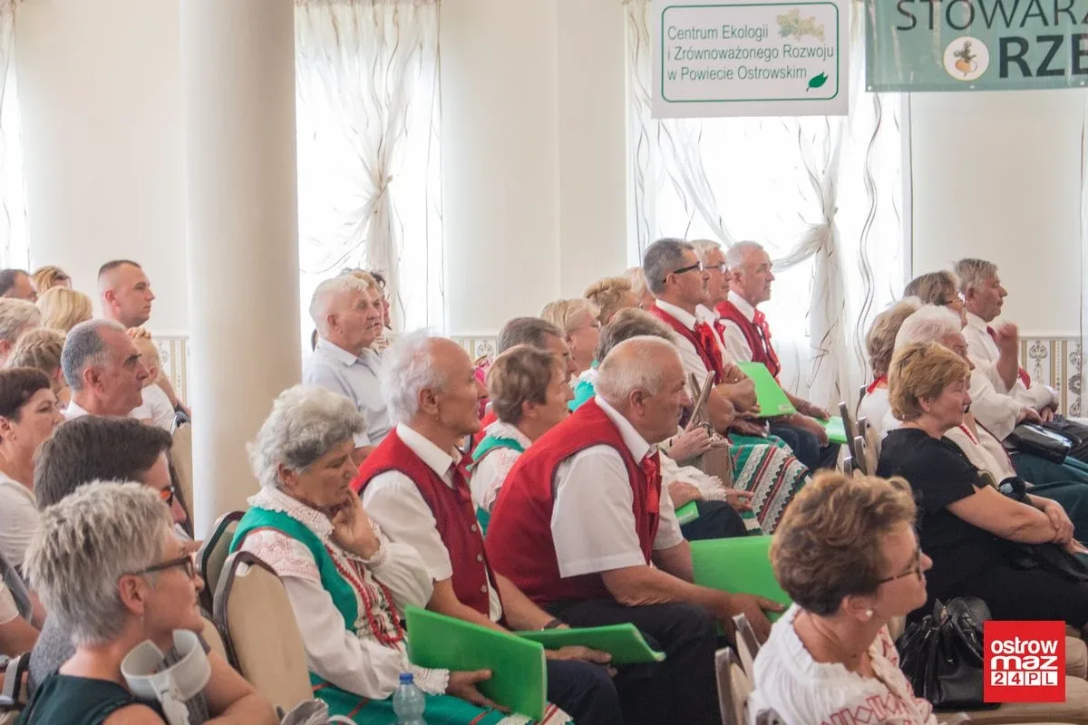 Koncert pieśni patriotycznych w Zarębach Kościelnych (zdjęcia, wideo)