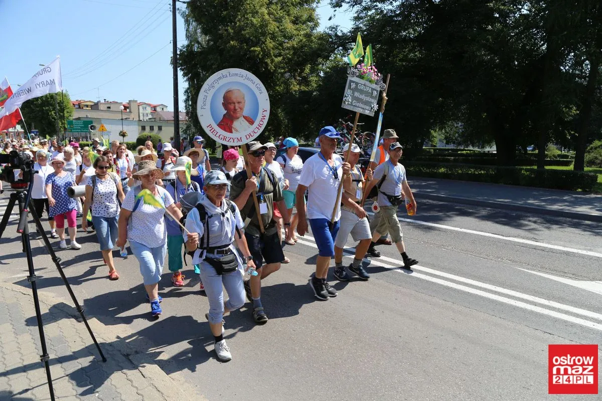 Grupa srebrna wyruszyła do Częstochowy (zdjęcia, wideo)