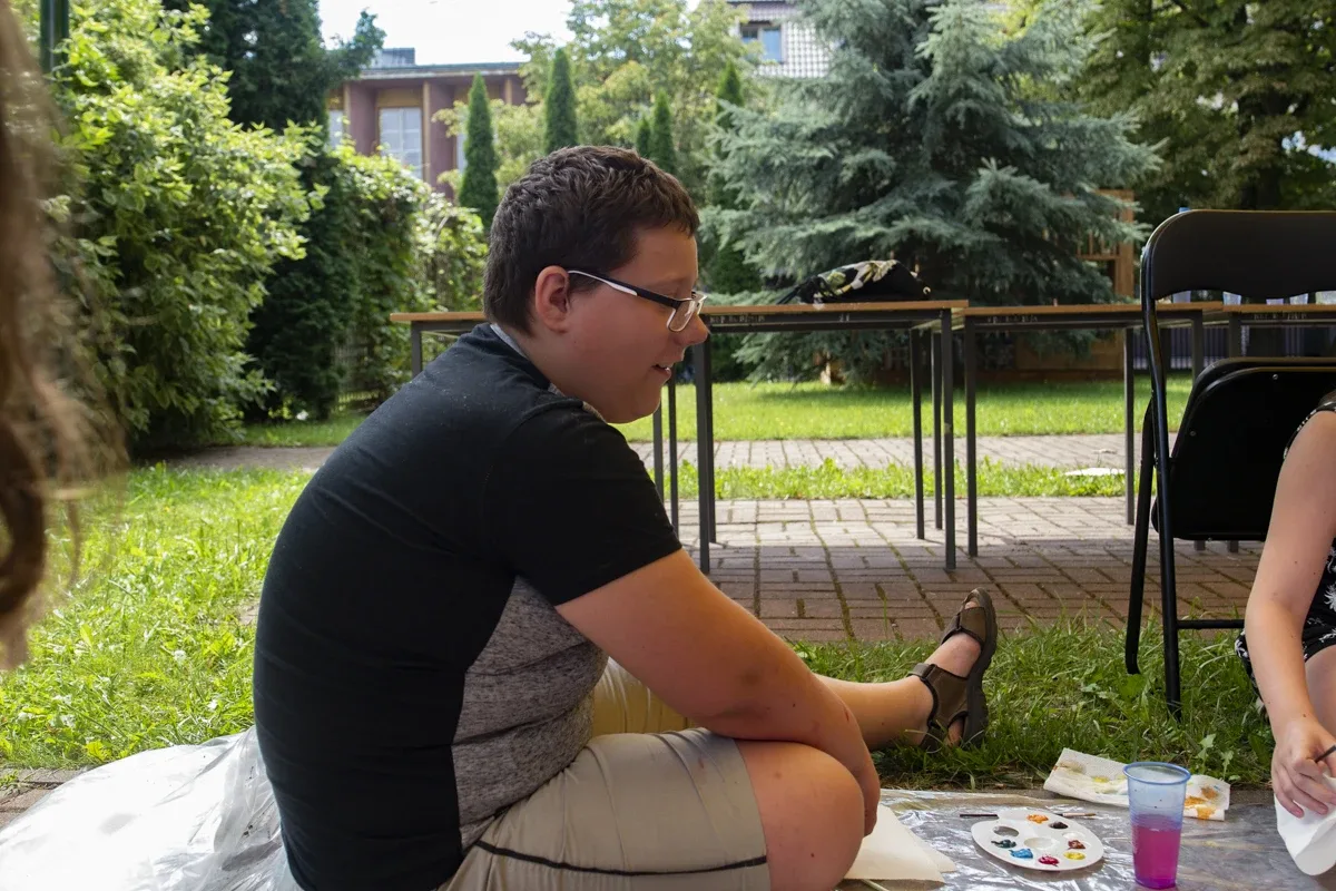 "Sztuka szuka każdego". Warsztaty malarskie i spotkanie autorskie z Anną Pieńkos (zdjęcia, wideo)