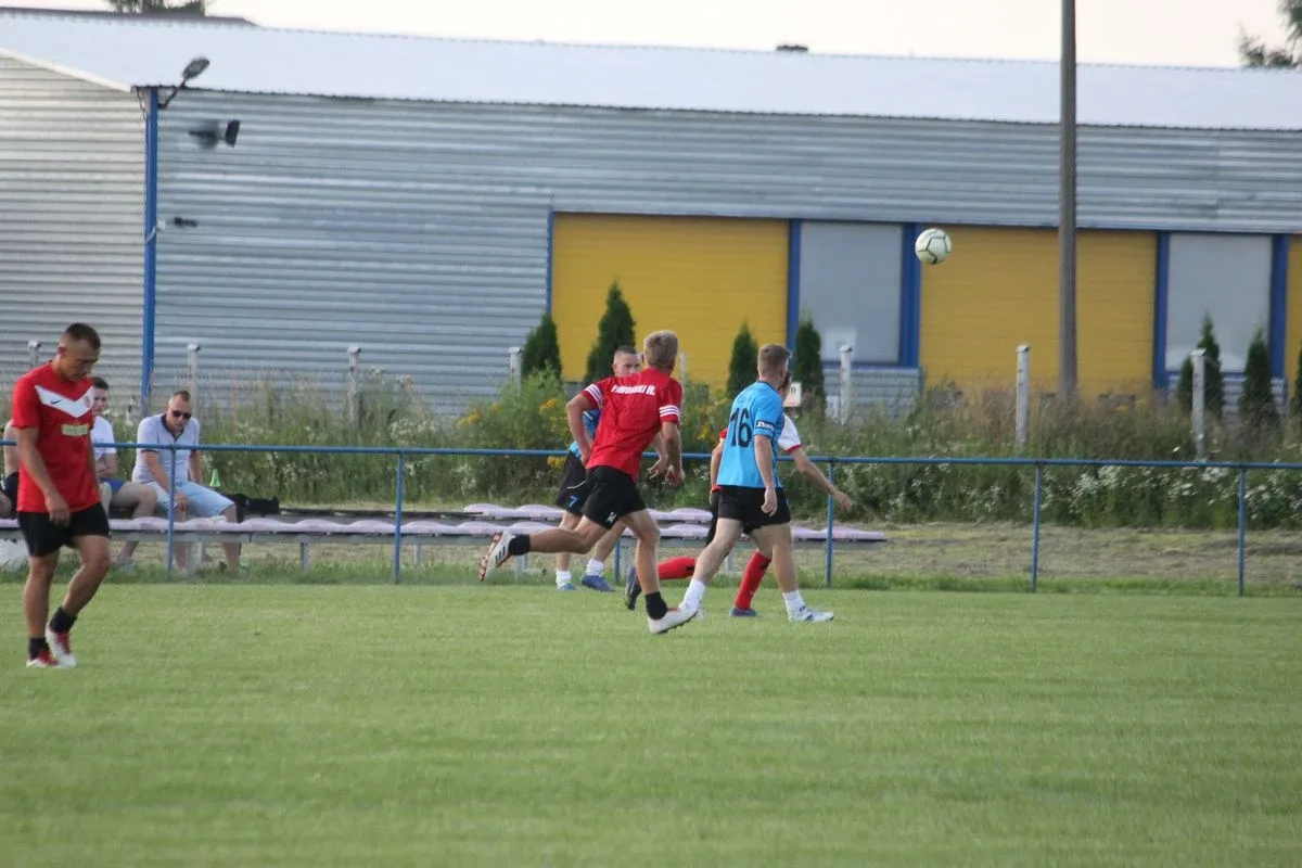 GKS Andrzejewo uległ Rzekuniance (zdjęcia, wideo)