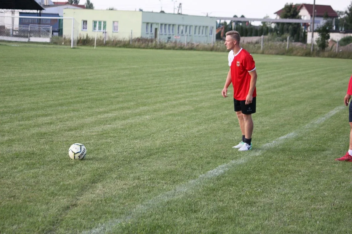 GKS Andrzejewo uległ Rzekuniance (zdjęcia, wideo)