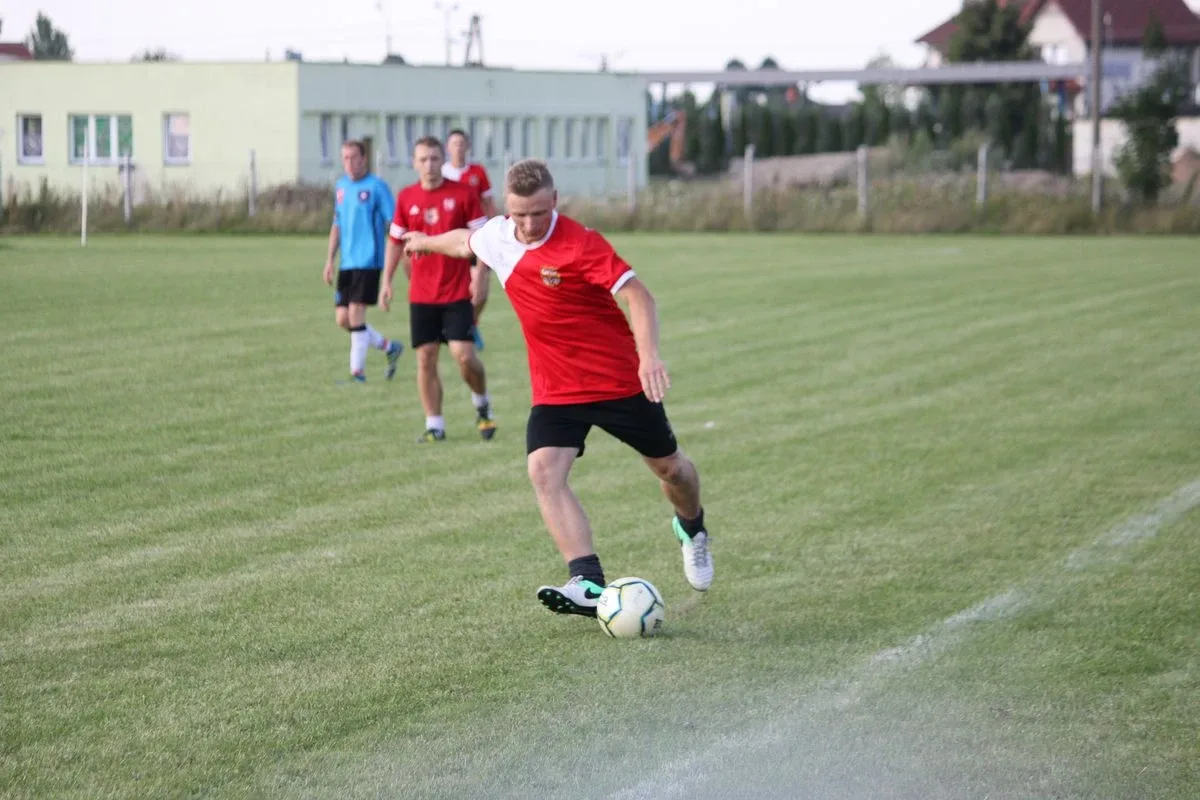 GKS Andrzejewo uległ Rzekuniance (zdjęcia, wideo)