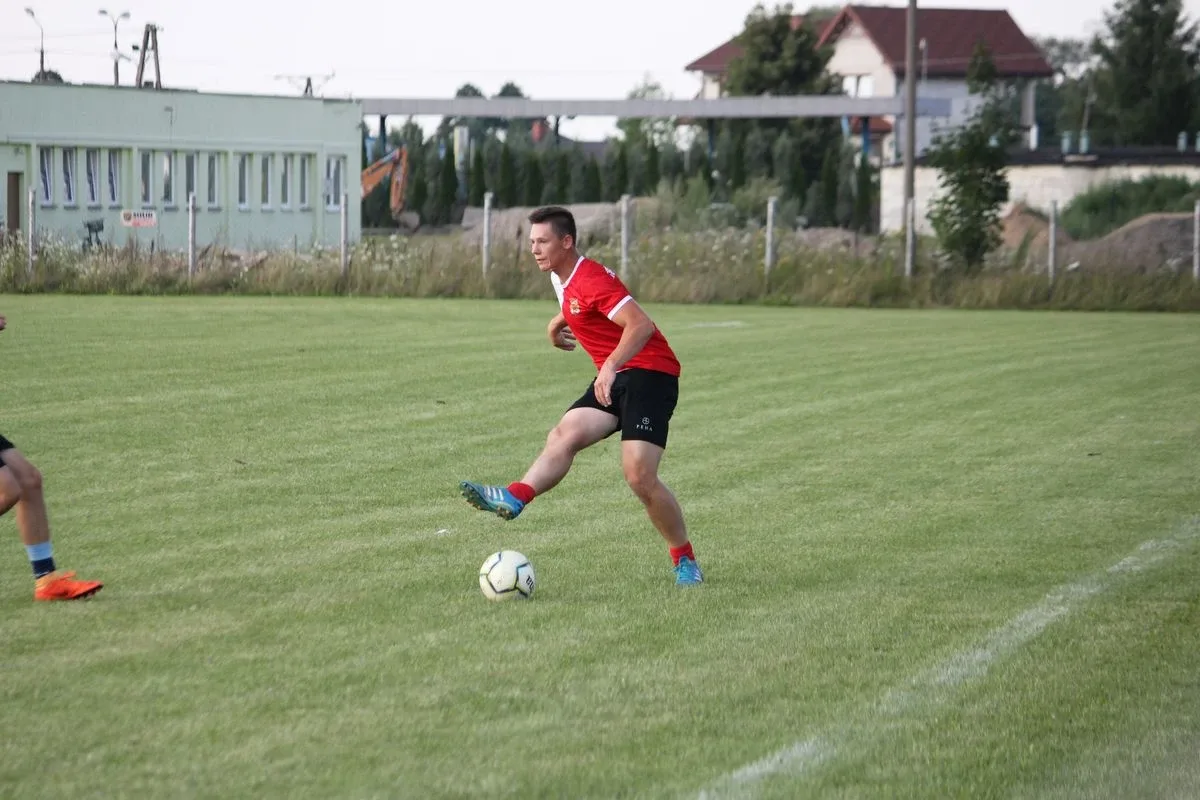 GKS Andrzejewo uległ Rzekuniance (zdjęcia, wideo)