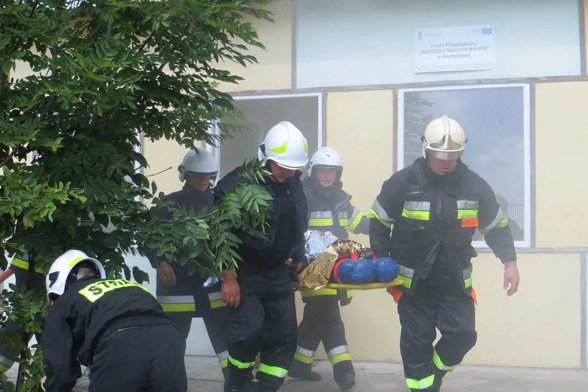 Manewry strażackie w gminie Andrzejewo (zdjęcia)