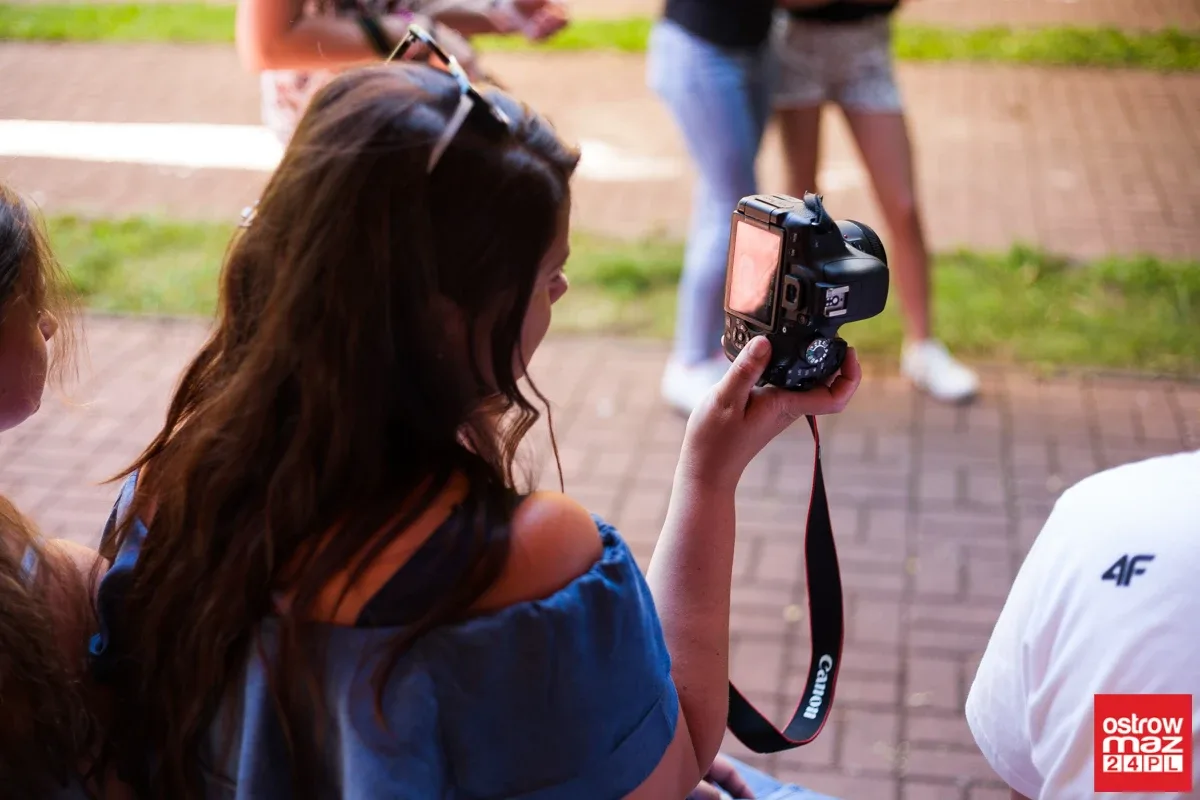 Uczyli się właściwego fotografowania (zdjęcia, wideo)