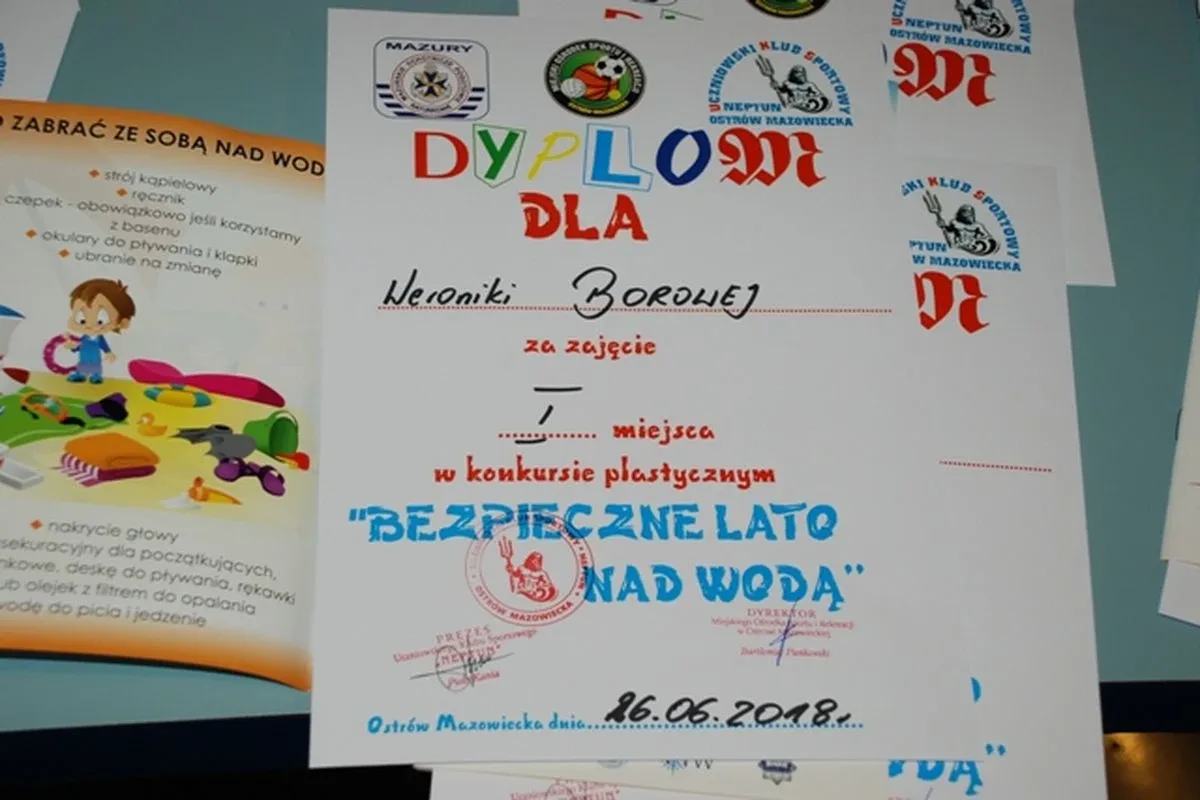 Podsumowano konkurs plastyczny "Bezpieczne lato nad wodą" (zdjęcia)