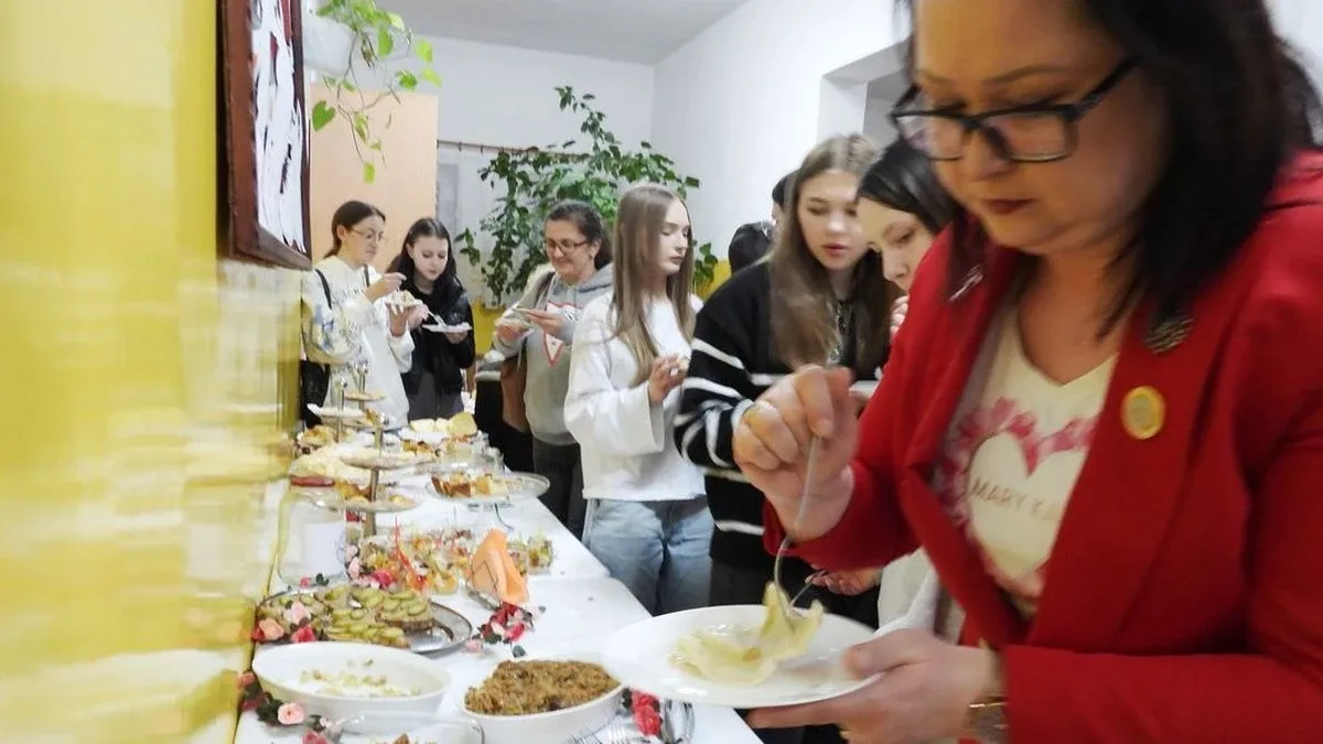 Wspólne świętowanie Dnia Kobiet i Dnia Mężczyzn w miejscowości Tymianki-Bucie (zdjęcia, wideo)