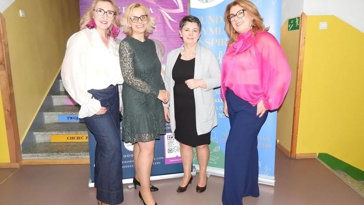 Wspólne świętowanie Dnia Kobiet i Dnia Mężczyzn w miejscowości Tymianki-Bucie (zdjęcia, wideo)