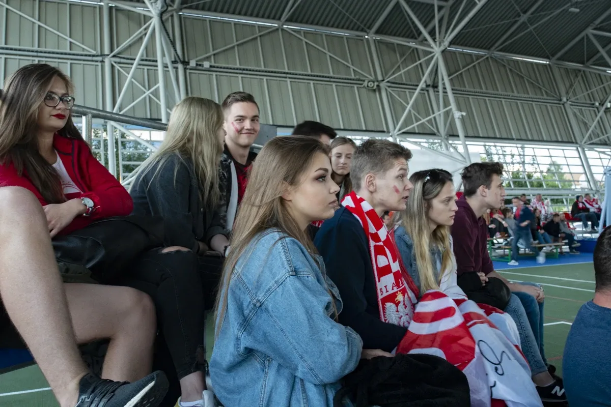 Rozczarowanie w ostrowskiej strefie kibica (zdjęcia, wideo)