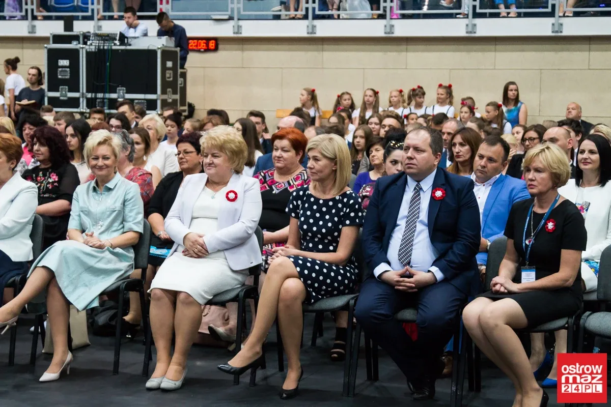 Zakończenie roku szkolnego w SP nr 1 z minister Zalewską (zdjęcia, wideo)