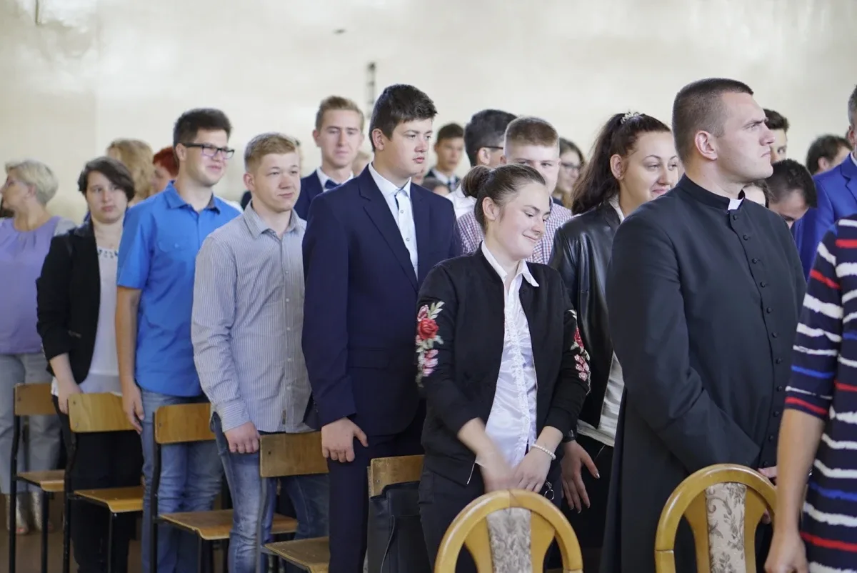 Uczniowie "Ekonomika" rozpoczęli wakacje (zdjęcia)