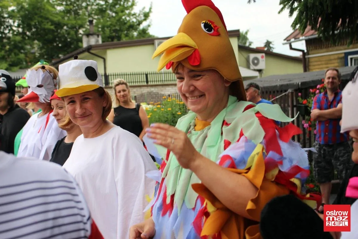 Przedszkolny piknik rodzinny z kapitalnym spektaklem (zdjęcia, wideo)