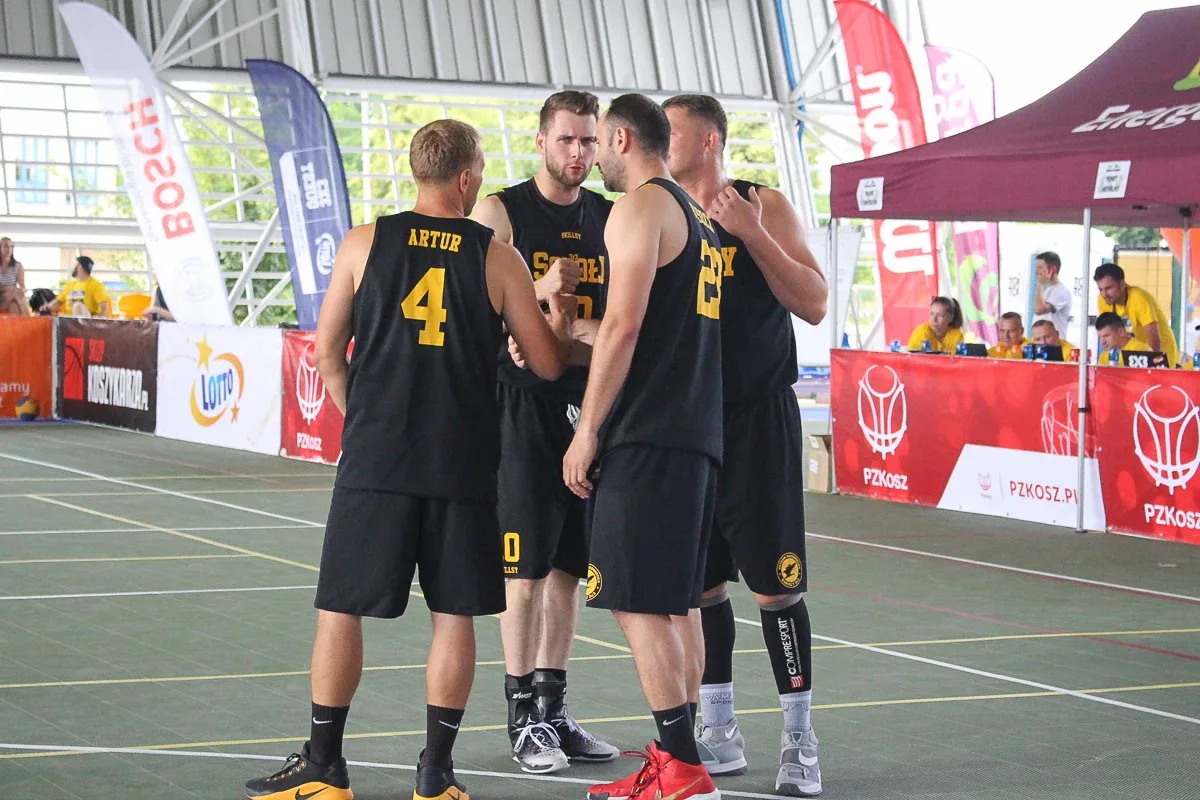 Studio Budza wygrywa turniej 3x3 w Ostrowi Maz. (zdjęcia, wideo)