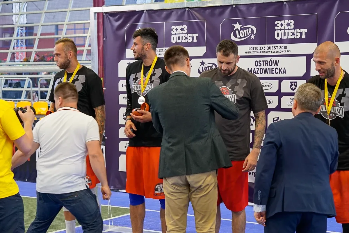 Studio Budza wygrywa turniej 3x3 w Ostrowi Maz. (zdjęcia, wideo)