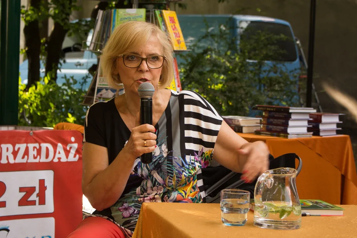 Spotkanie autorskie z Małgorzatą Gutowską (zdjęcia, wideo)