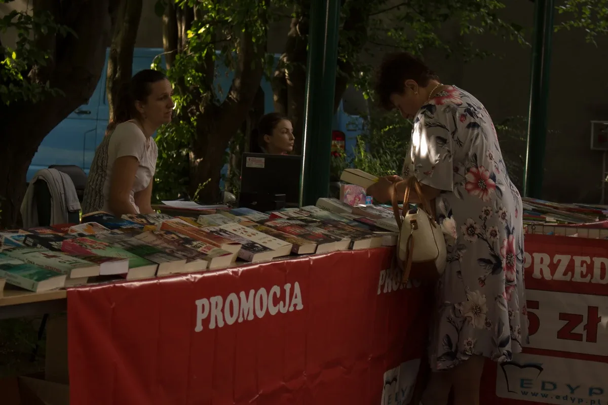 Spotkanie autorskie z Małgorzatą Gutowską (zdjęcia, wideo)