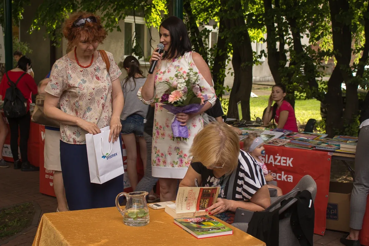 Spotkanie autorskie z Małgorzatą Gutowską (zdjęcia, wideo)