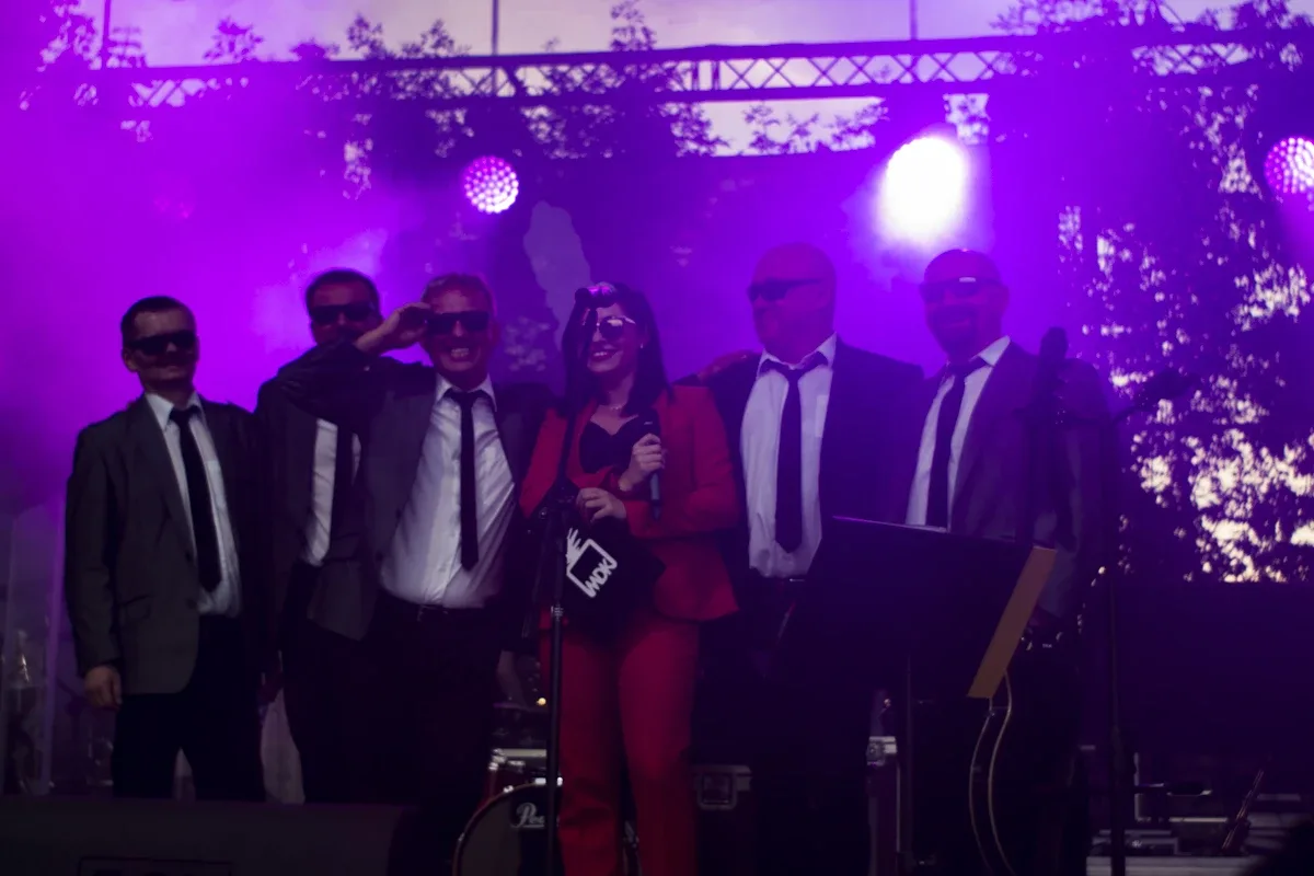 Koncert zespołu Chrząszcze podczas dni miasta (zdjęcia, wideo)