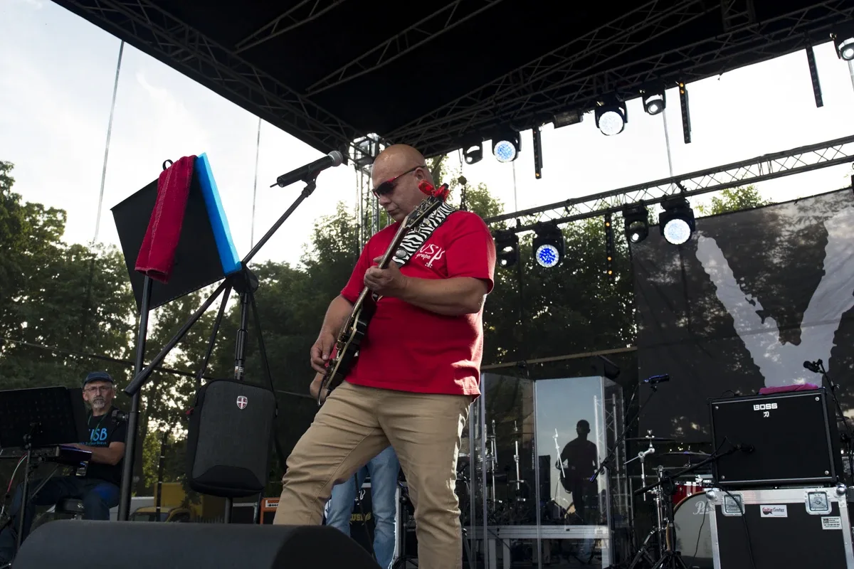 Koncert zespołu Chrząszcze podczas dni miasta (zdjęcia, wideo)