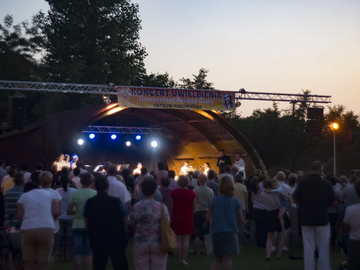 Koncert Uwielbienia w Ogródku Jordanowskim (zdjęcia, wideo)