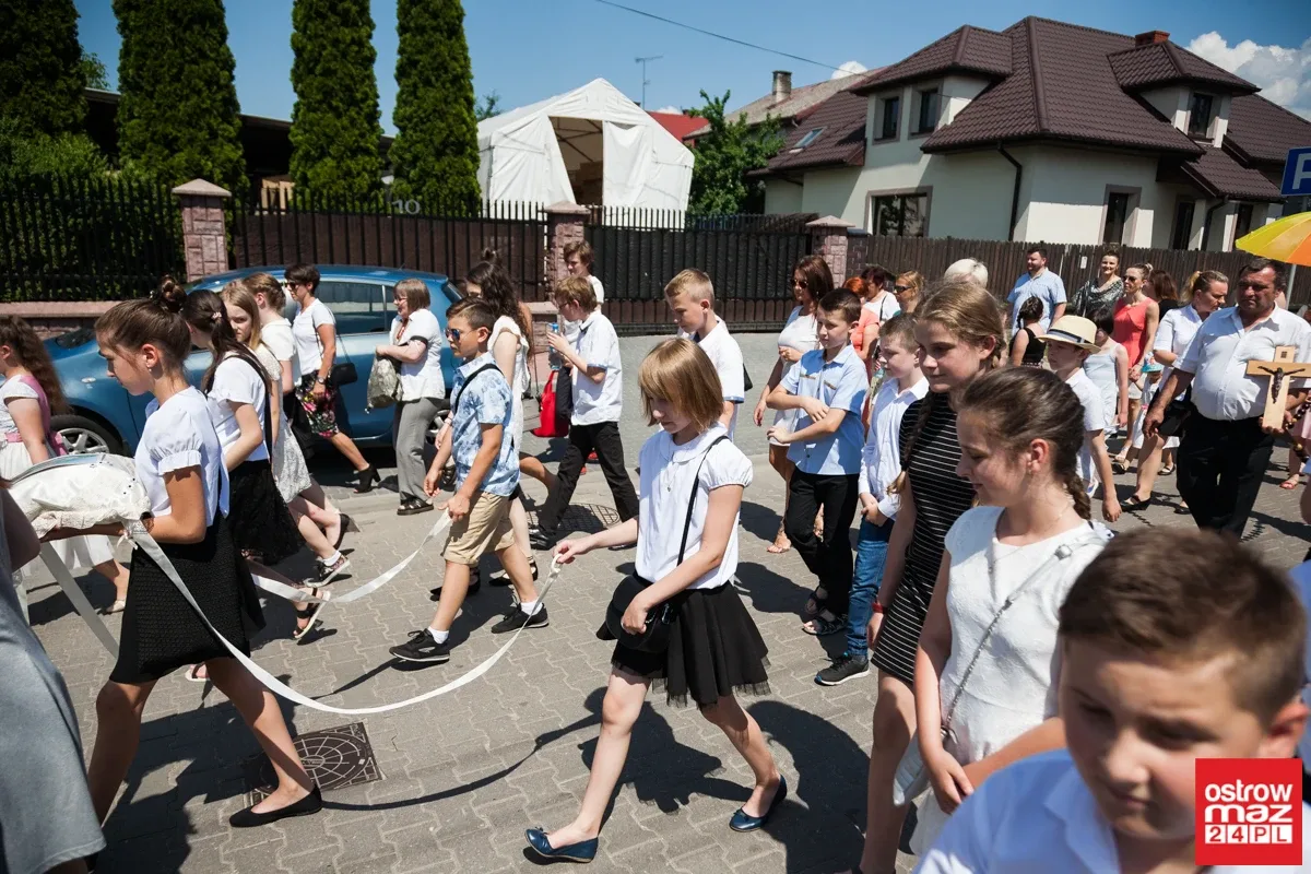 Procesje Najświętszego Ciała i Krwi Chrystusa przeszły ulicami miasta (zdjęcia, wideo)