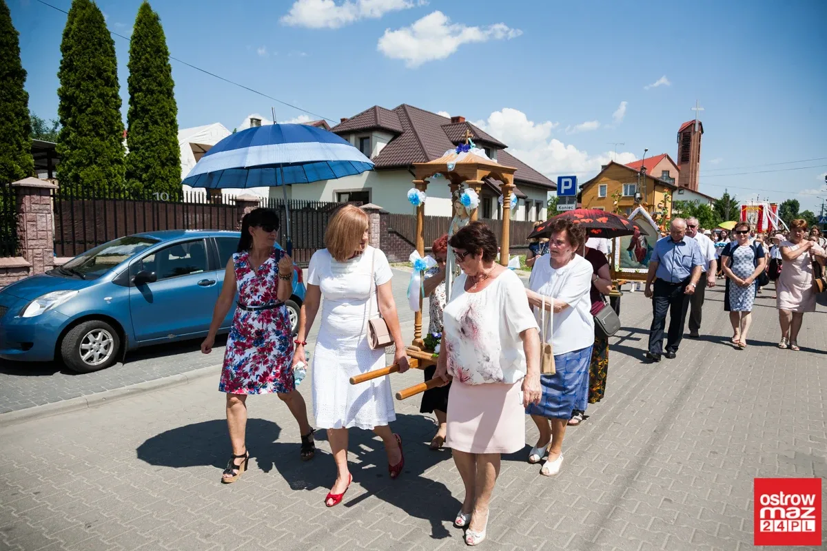 Procesje Najświętszego Ciała i Krwi Chrystusa przeszły ulicami miasta (zdjęcia, wideo)
