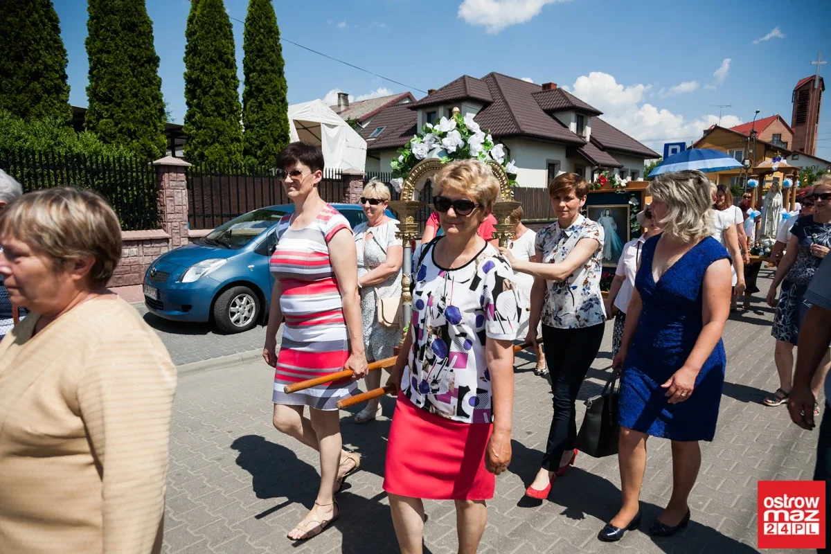 Procesje Najświętszego Ciała i Krwi Chrystusa przeszły ulicami miasta (zdjęcia, wideo)
