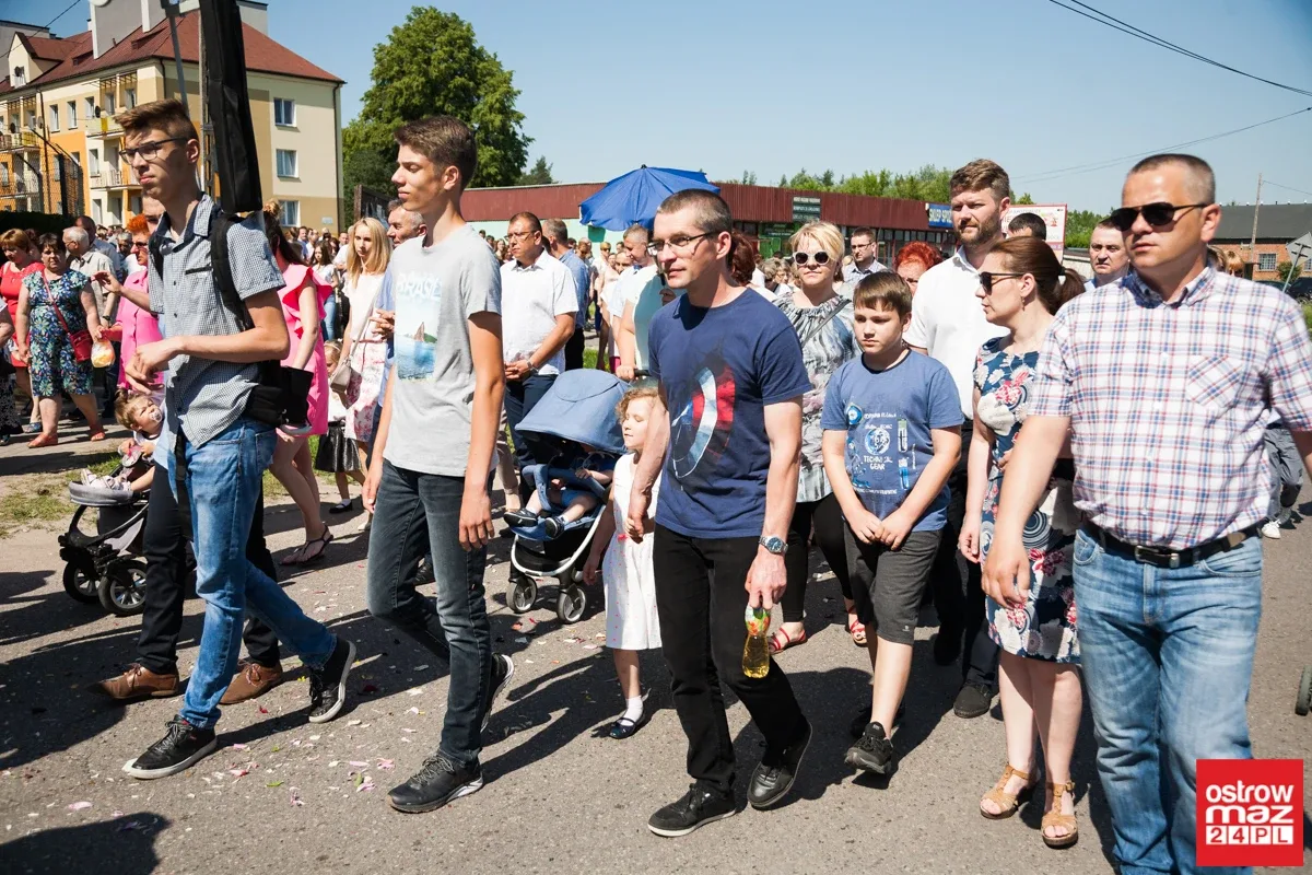 Procesje Najświętszego Ciała i Krwi Chrystusa przeszły ulicami miasta (zdjęcia, wideo)