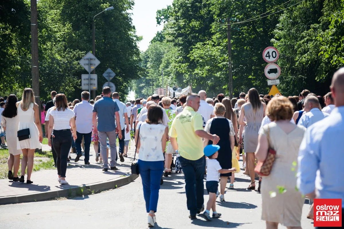 Procesje Najświętszego Ciała i Krwi Chrystusa przeszły ulicami miasta (zdjęcia, wideo)