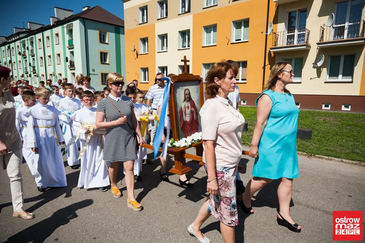 Procesje Najświętszego Ciała i Krwi Chrystusa przeszły ulicami miasta (zdjęcia, wideo)