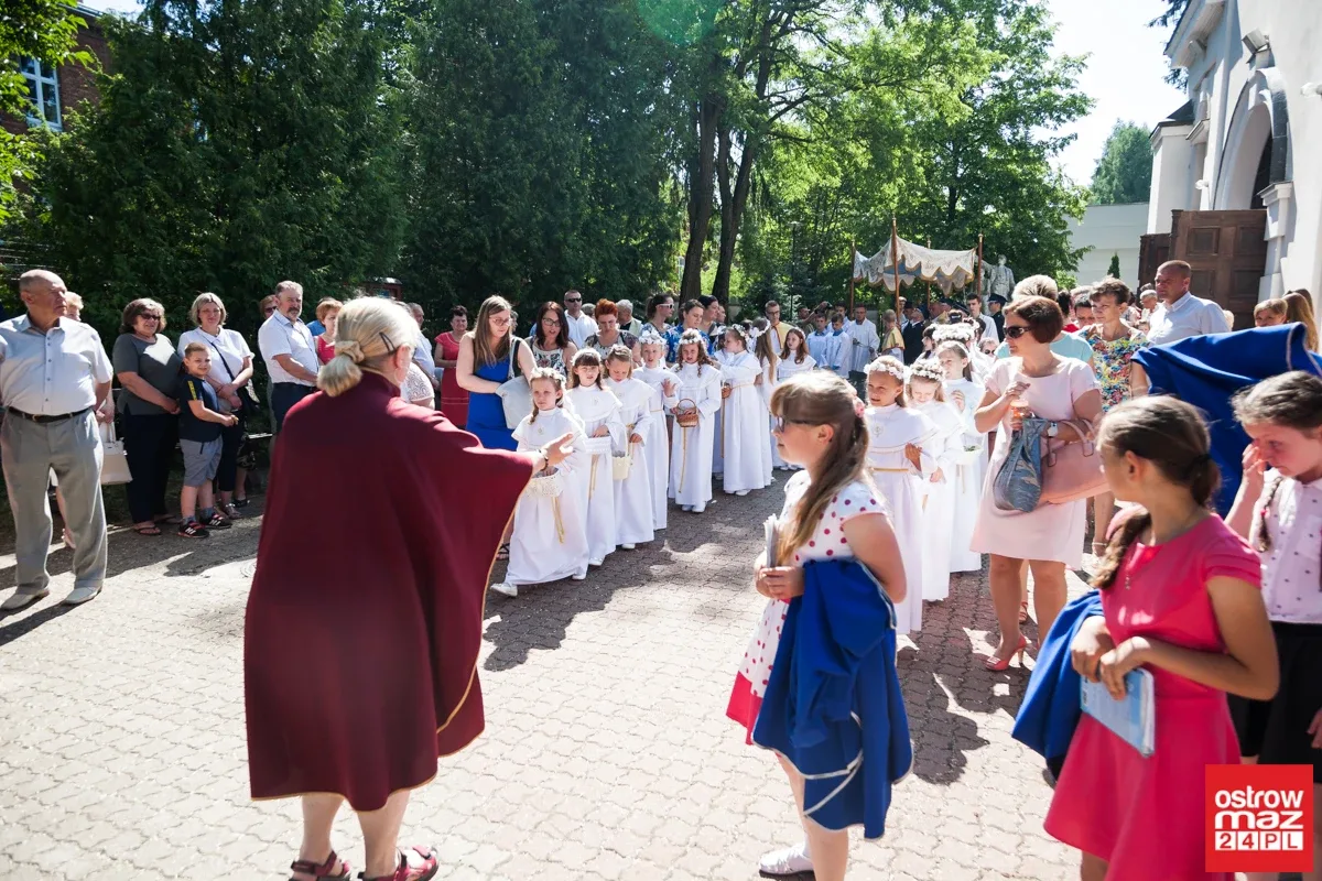 Procesje Najświętszego Ciała i Krwi Chrystusa przeszły ulicami miasta (zdjęcia, wideo)