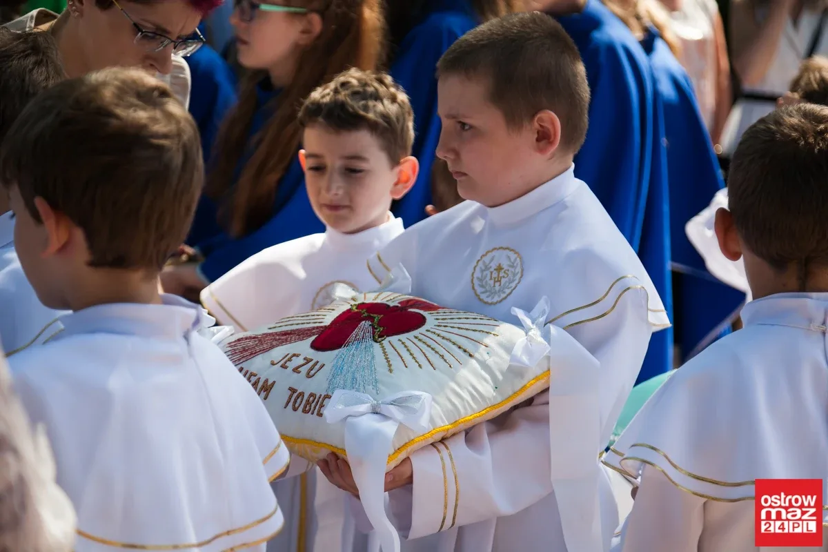 Procesje Najświętszego Ciała i Krwi Chrystusa przeszły ulicami miasta (zdjęcia, wideo)