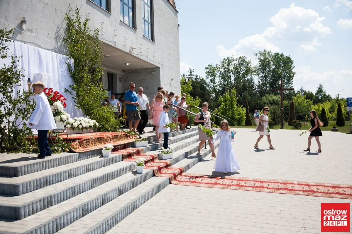 Procesje Najświętszego Ciała i Krwi Chrystusa przeszły ulicami miasta (zdjęcia, wideo)