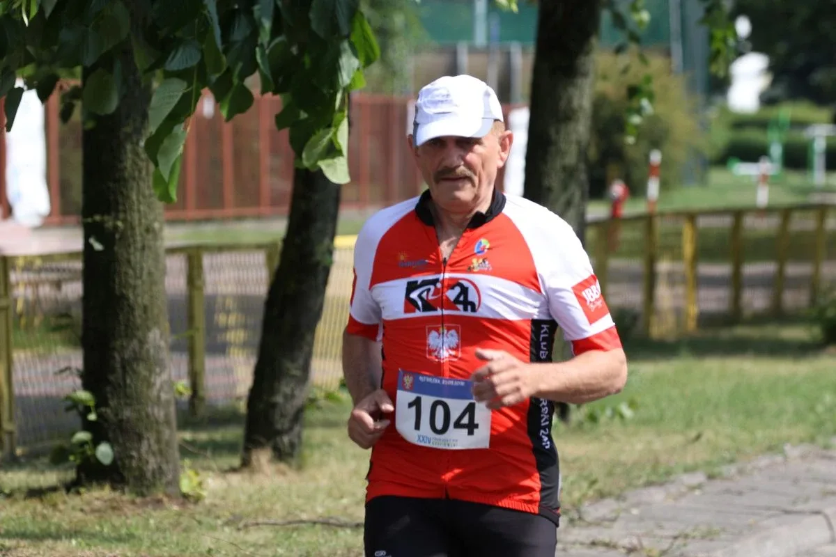 Półmaraton Kurpiowski za nami. Dąbrowski zwycięża, Gawkowski dwudziesty (zdjęcia, wideo)
