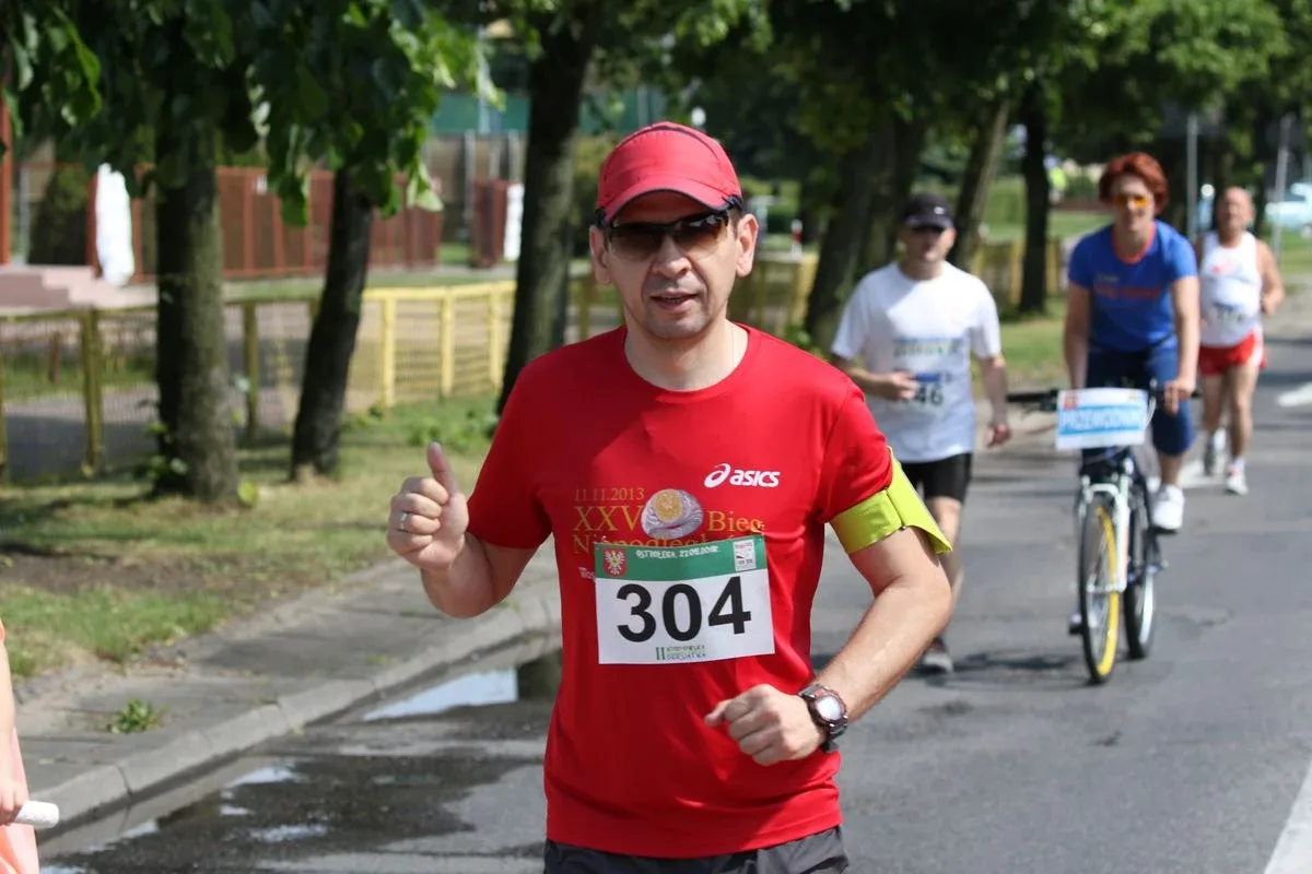 Półmaraton Kurpiowski za nami. Dąbrowski zwycięża, Gawkowski dwudziesty (zdjęcia, wideo)