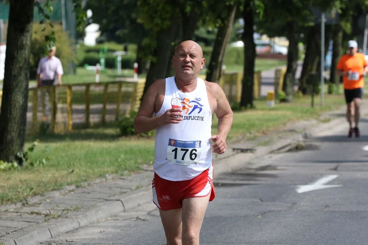 Półmaraton Kurpiowski za nami. Dąbrowski zwycięża, Gawkowski dwudziesty (zdjęcia, wideo)