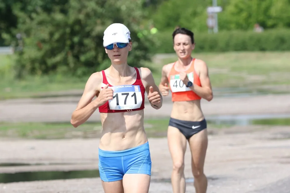 Półmaraton Kurpiowski za nami. Dąbrowski zwycięża, Gawkowski dwudziesty (zdjęcia, wideo)