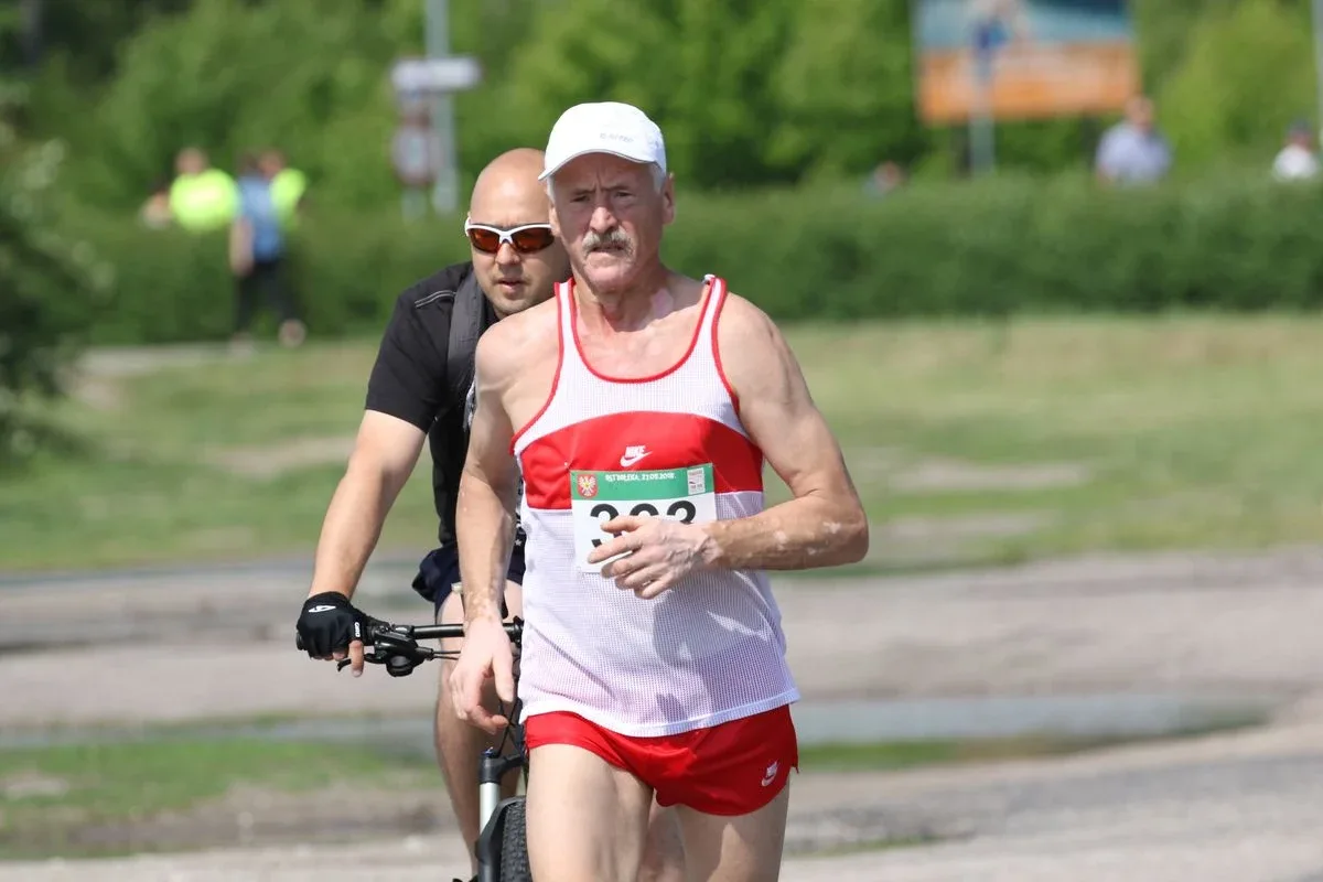 Półmaraton Kurpiowski za nami. Dąbrowski zwycięża, Gawkowski dwudziesty (zdjęcia, wideo)