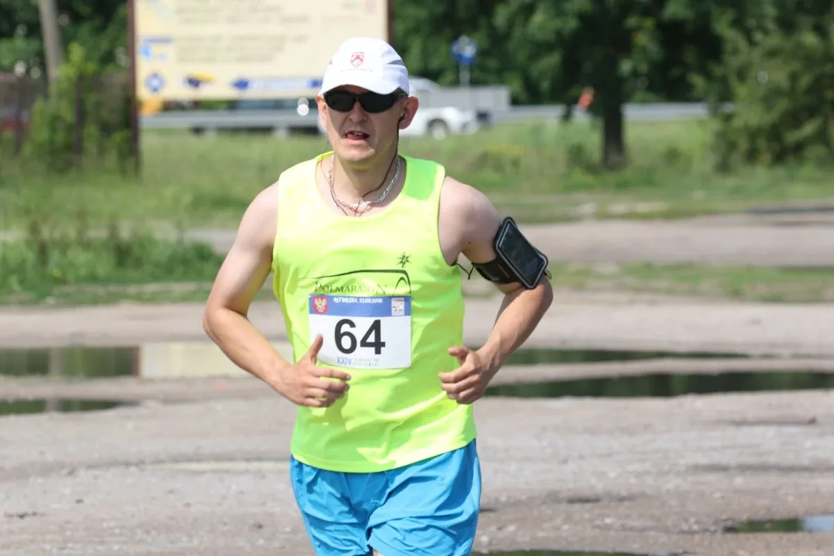 Półmaraton Kurpiowski za nami. Dąbrowski zwycięża, Gawkowski dwudziesty (zdjęcia, wideo)