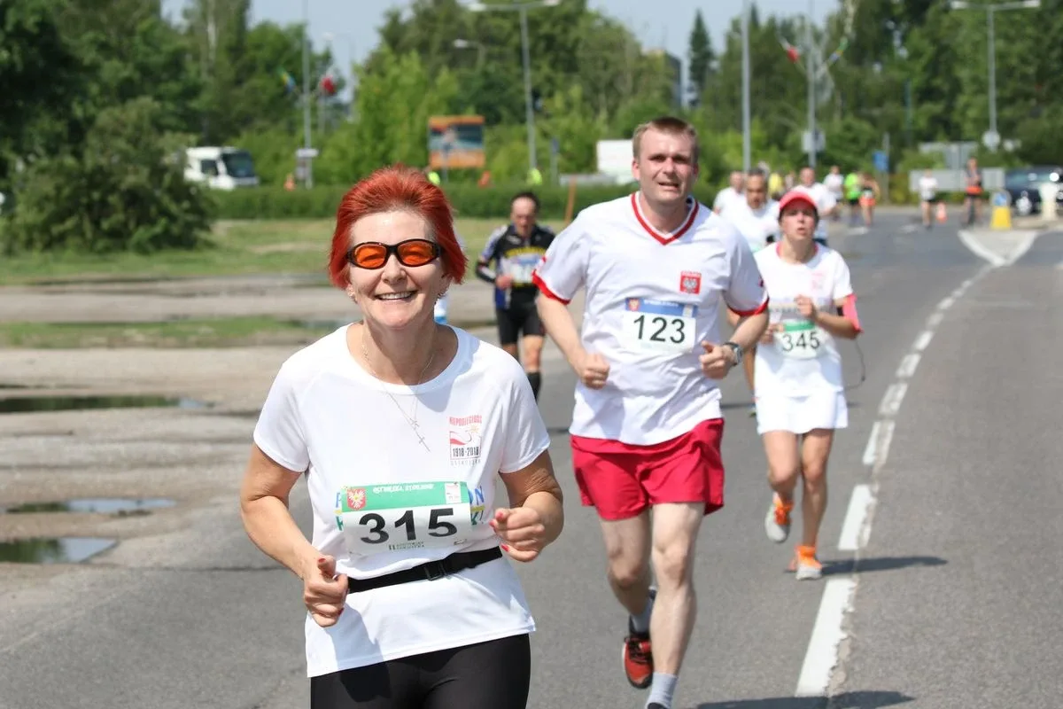Półmaraton Kurpiowski za nami. Dąbrowski zwycięża, Gawkowski dwudziesty (zdjęcia, wideo)