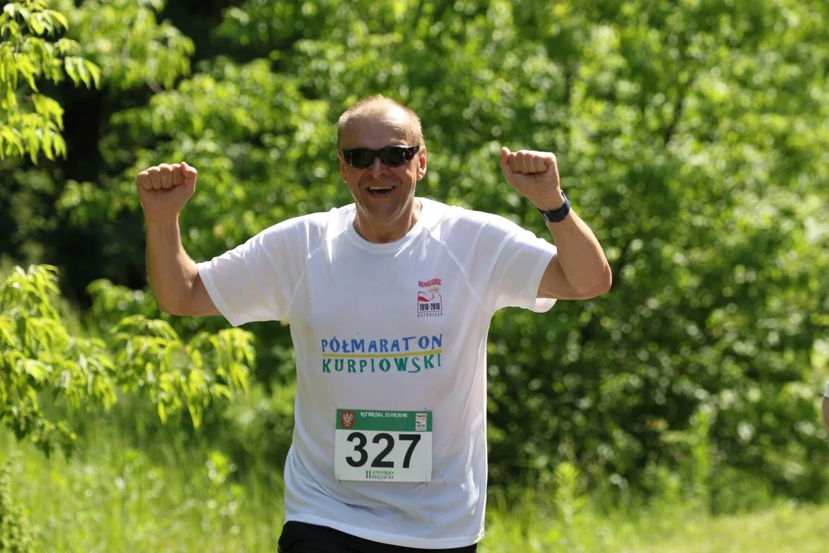 Półmaraton Kurpiowski za nami. Dąbrowski zwycięża, Gawkowski dwudziesty (zdjęcia, wideo)