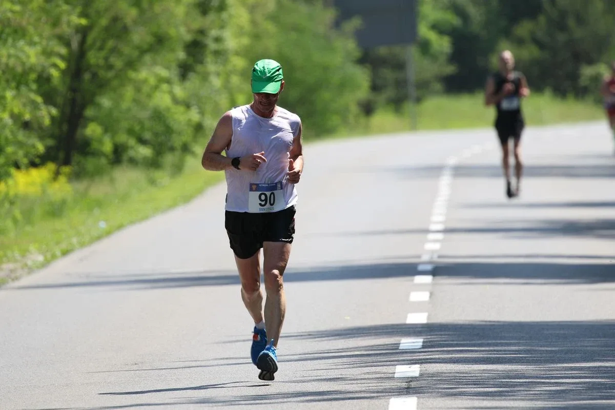 Półmaraton Kurpiowski za nami. Dąbrowski zwycięża, Gawkowski dwudziesty (zdjęcia, wideo)